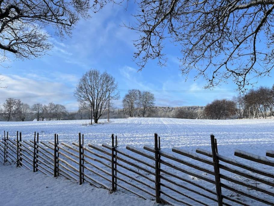 Naturskoent Boende Naera Skoevde Екстер'єр фото